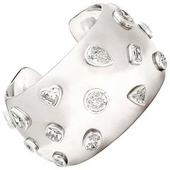 William Goldberg Diamonds Amazing 27.93 Carats Diamond Cuff Bracelet