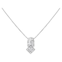 Collana con ciondolo a forma multipla in oro bianco 14K con diamante da 1,5 ct.
