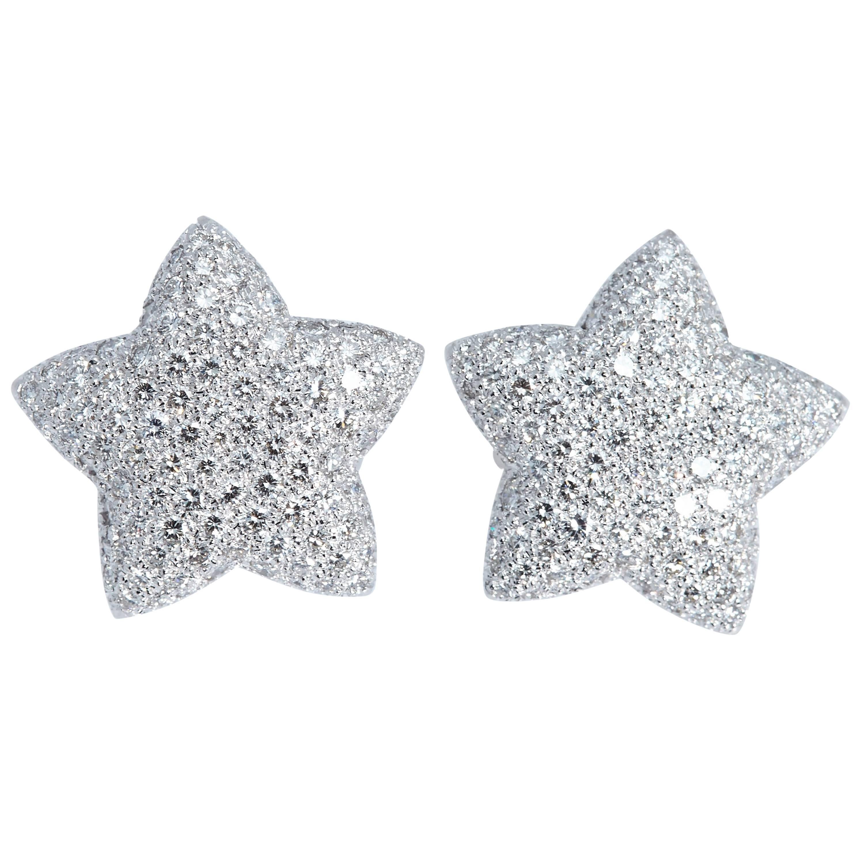 200 Diamonds White Gold Five Point Star Earrings For Sale
