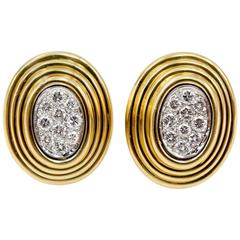 Chic Diamond Gold Earclips 4
