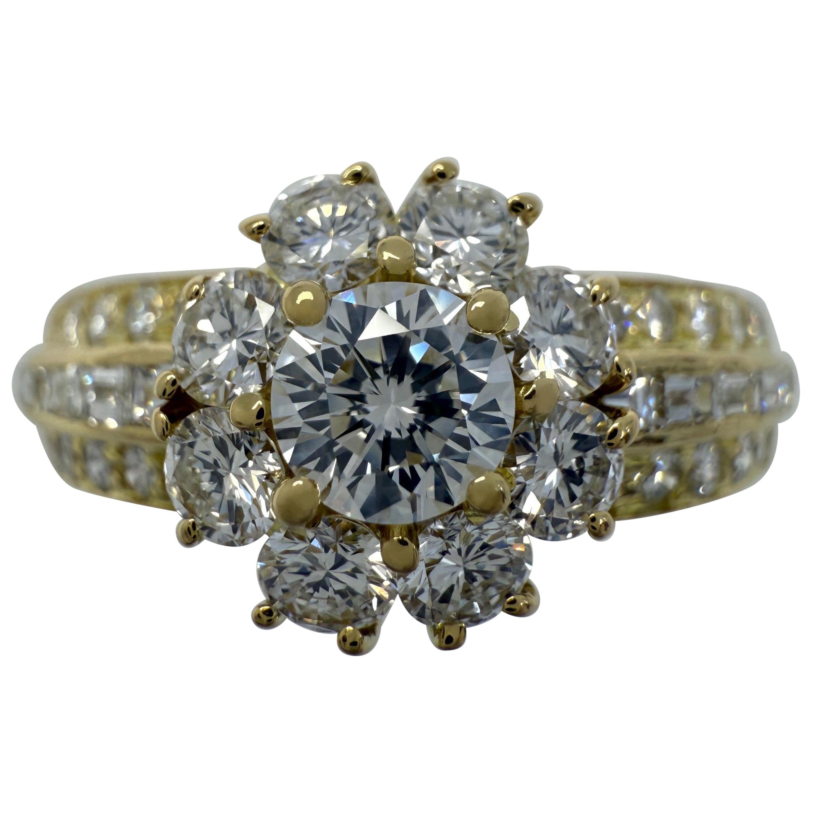 Rare Vintage Van Cleef & Arpels Round And Baguette Diamond Fleurette Flower Ring