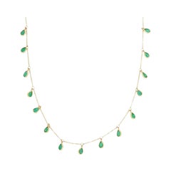 Collier goutte en or jaune 18 carats avec émeraude en forme de poire de 1,97 carat