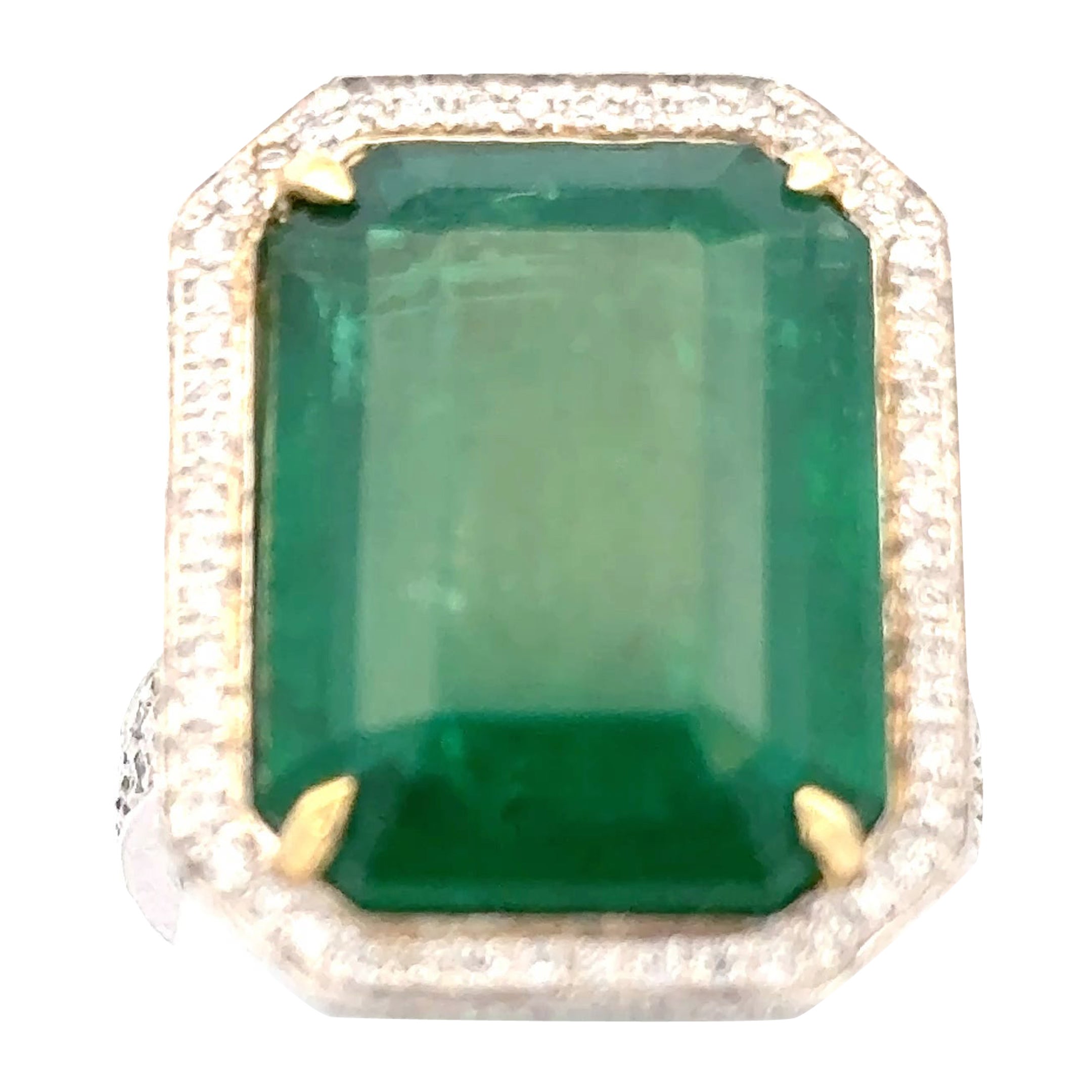 Emerald and diamond ring