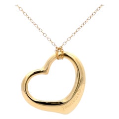 Estate Tiffany & Co. Collana con ciondolo Elsa Peretti a cuore aperto da 36 mm