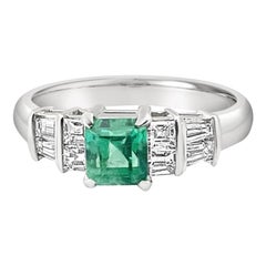 Colombian Emerald Platinum Ring