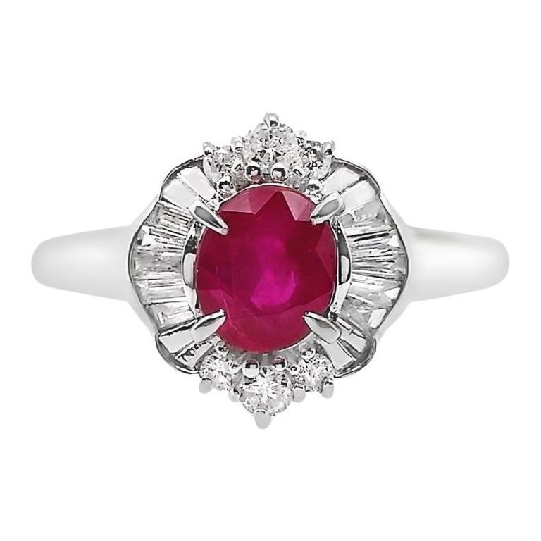 Anillo de platino con rubí de Birmania certificado IGI de 1,01 ct y diamantes naturales de 0,33 ct