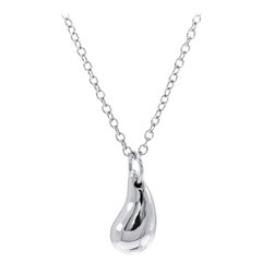 TIFFANY & Co. Elsa Peretti Platinum Teardrop Pendant Necklace