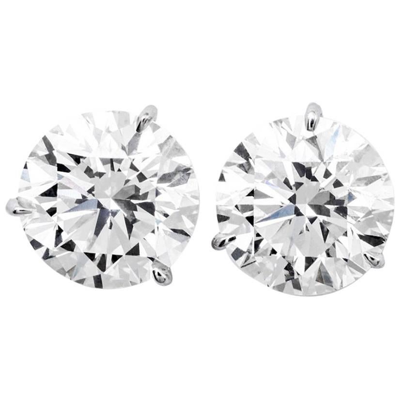 Classic 3.33 Carats  Total Weight Diamond Stud Earrings 