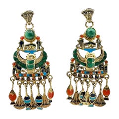 Pendientes Renacimiento Egipcio Esmalte Malaquita Oro 18 Kilates Escarabajo Loto Horus