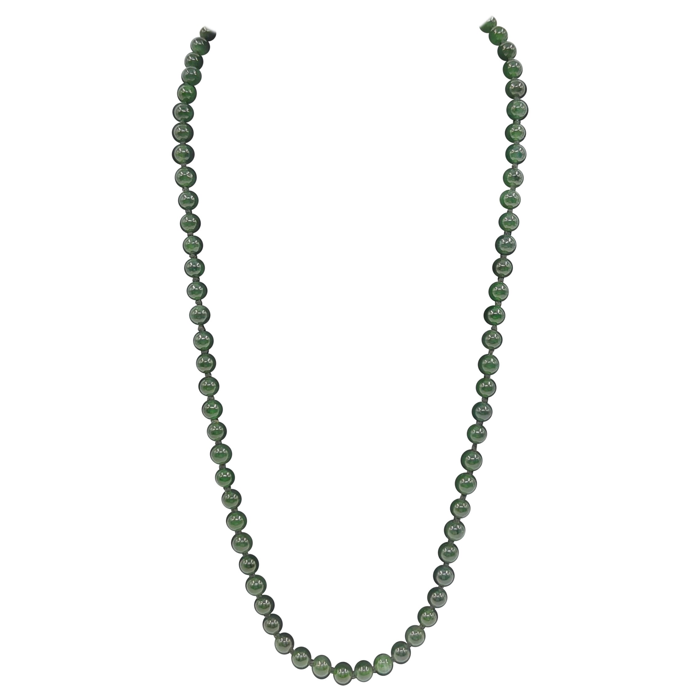 Fine Chinese A-Grade Natural Translucent Ink Green Beaded Jadeite Beecklace 22" (Collier de perles en jadéite translucide verte)