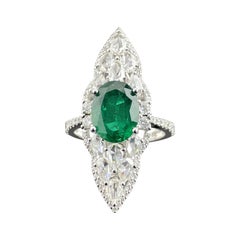 Vivid 3,11 Karat Smaragd und Diamant-Cocktailring mit Rosenschliff aus 18 Karat Weißgold