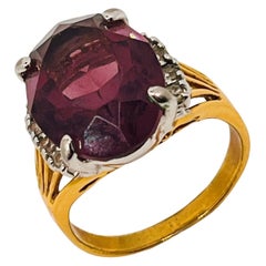 Oval-cut Amethyst, Clear Roundcut Rhinestone Cathedral Shank Ring, Sz 9, 1980s