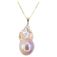 24.18ct Unicorn Hue Pink Baroque Pearl Necklace Pendant in 18K Yellow Gold