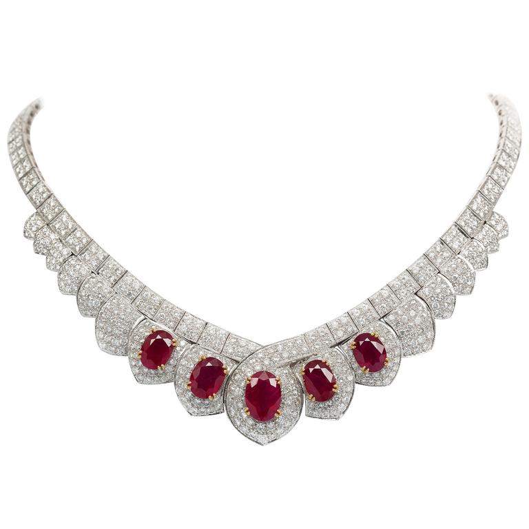 17 Carat Ruby and Diamond Necklace For Sale at 1stDibs