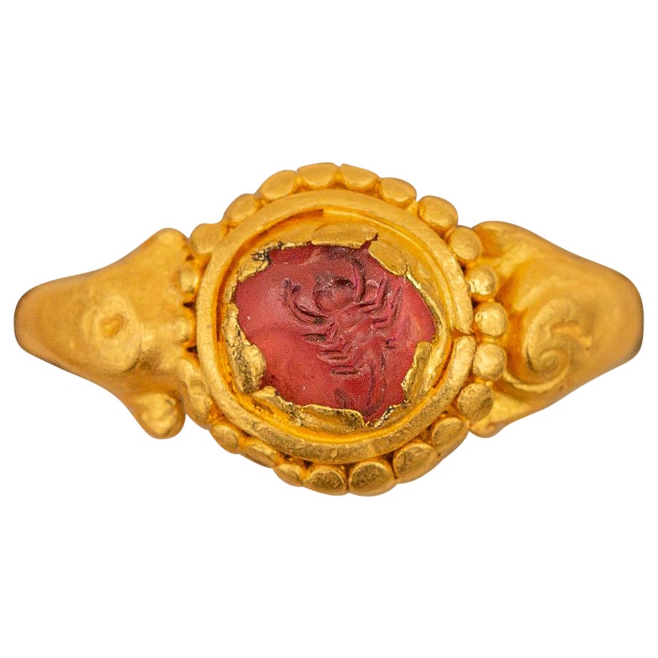 Ancienne bague en or gravée d'améthystes en forme de scorpion, ancienne bague intaille japonaise en vente
