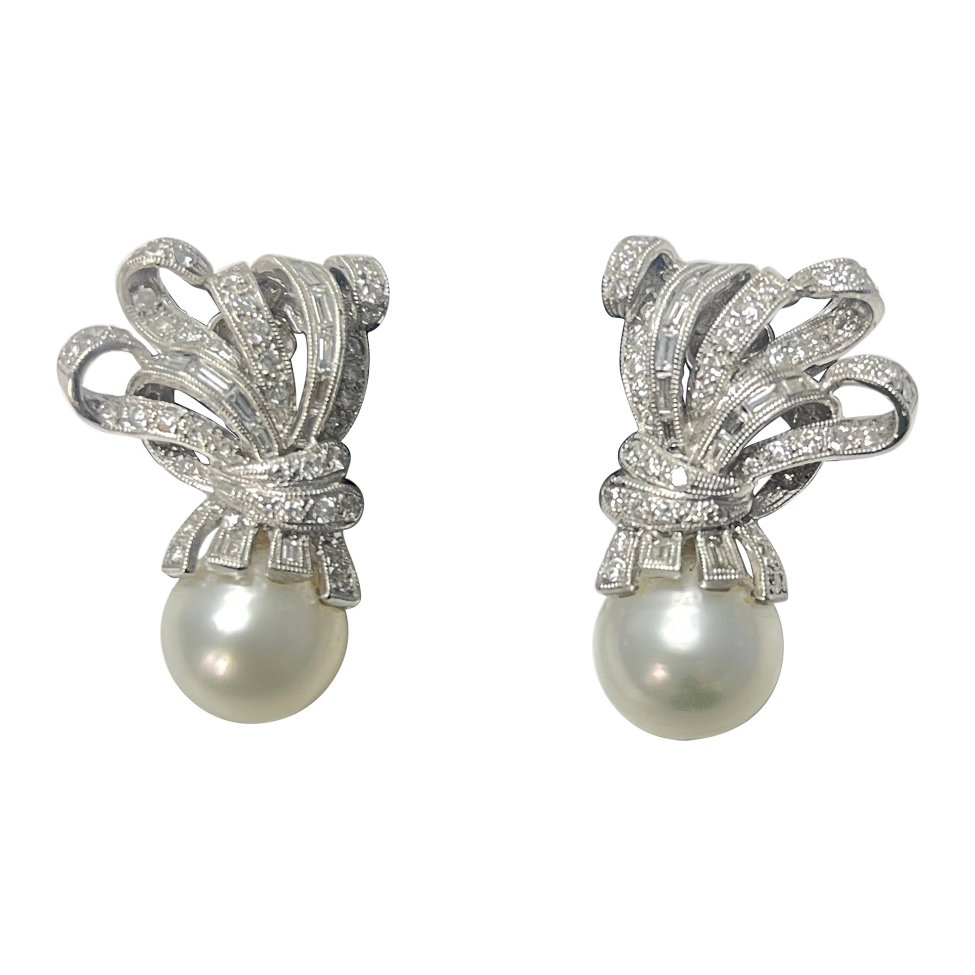 Pendientes de Diamantes y Perlas en Platino.