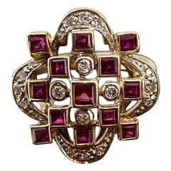 Bague Art-Déco anglaise en or jaune 9 carats avec diamants et rubis taille calibre, c1937