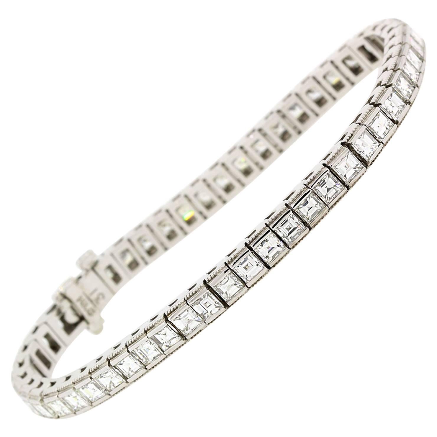 Modern Princess Cut Diamond Gold Straight Line Bracelet