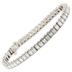 Modern Princess Cut Diamond Gold Straight Line Bracelet