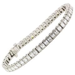 Modern Princess Cut Diamond Gold Straight Line Bracelet 12