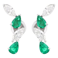 Orecchini con gemma di smeraldo a pera con diamante in oro bianco 14k Gioielli di pregio