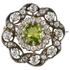Victorian Natural Peridot Diamond Gold Pendant Brooch 2
