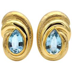 Blue Topaz Hammered Gold Clip-On Earring 11