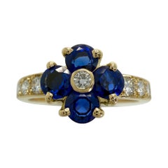 Van Cleef & Arpels, rare bague fleur Fleurette en saphir bleu et diamants
