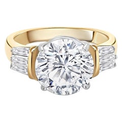 Bague de fiançailles en or 18k bicolore avec diamants ronds et baguettes de 4,21 carats