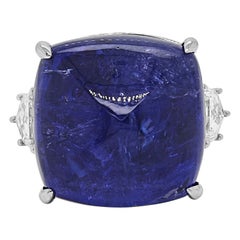 Anello in oro bianco con tanzanite e diamanti bianchi da 16,20 carati