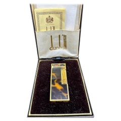 Dunhill circa 1980 Accendino vintage placcato oro e tartaruga in resina