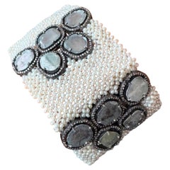 Bracelet en perles et diamants tranchés