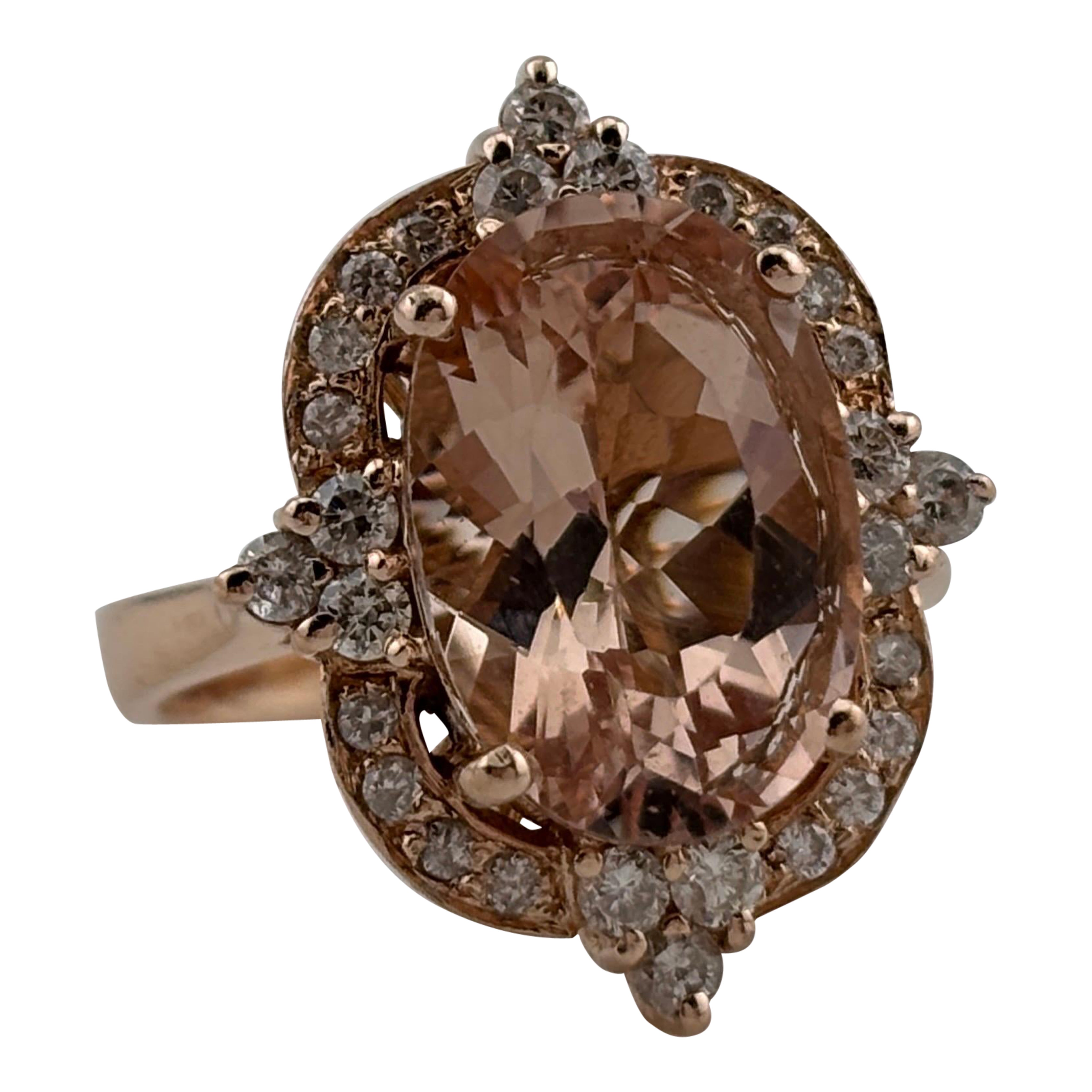 14k Rose Gold Morganite & Diamond Ring