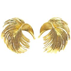 Tiffany & Co. Gold Ear Clips 1960s 10