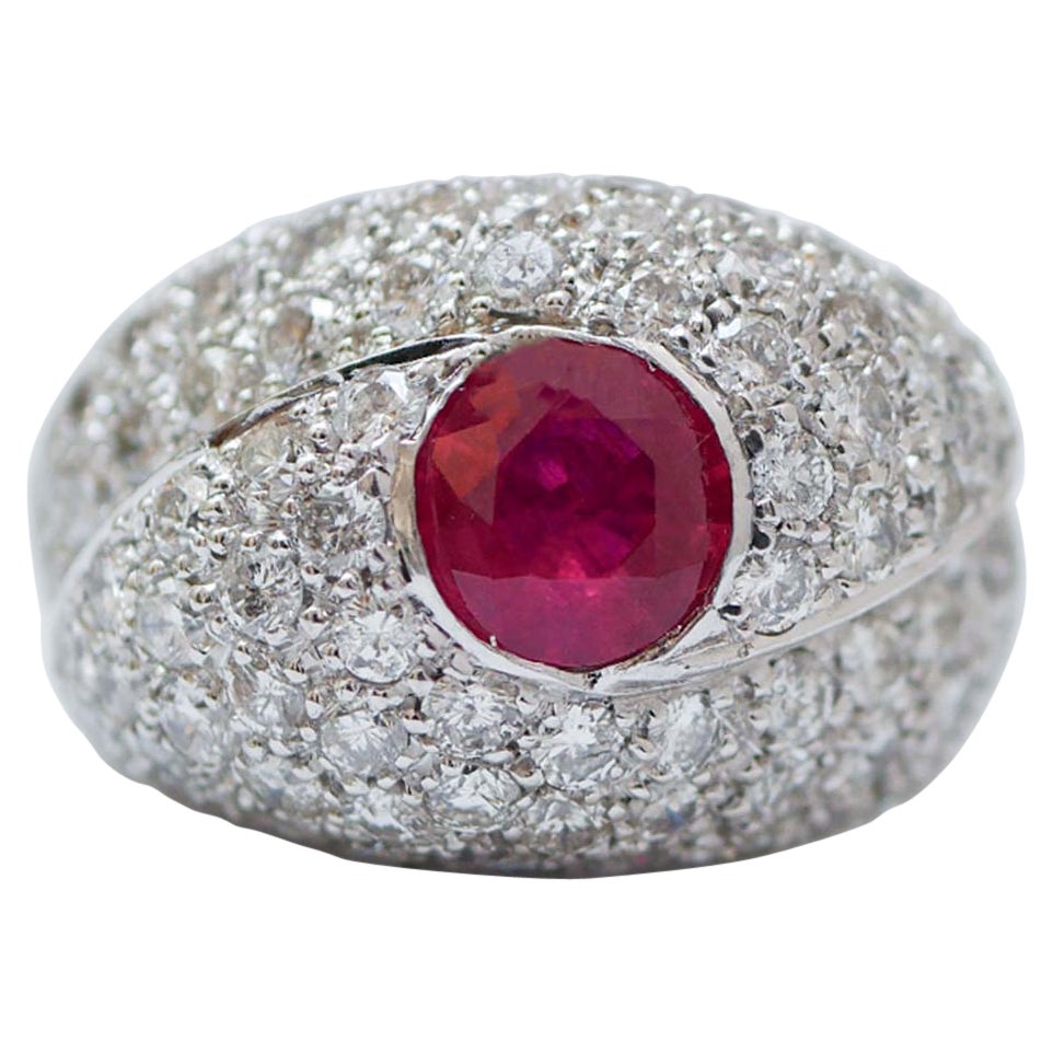Rubí, Diamantes, Anillo de Oro Blanco de 14 Kilates. en venta