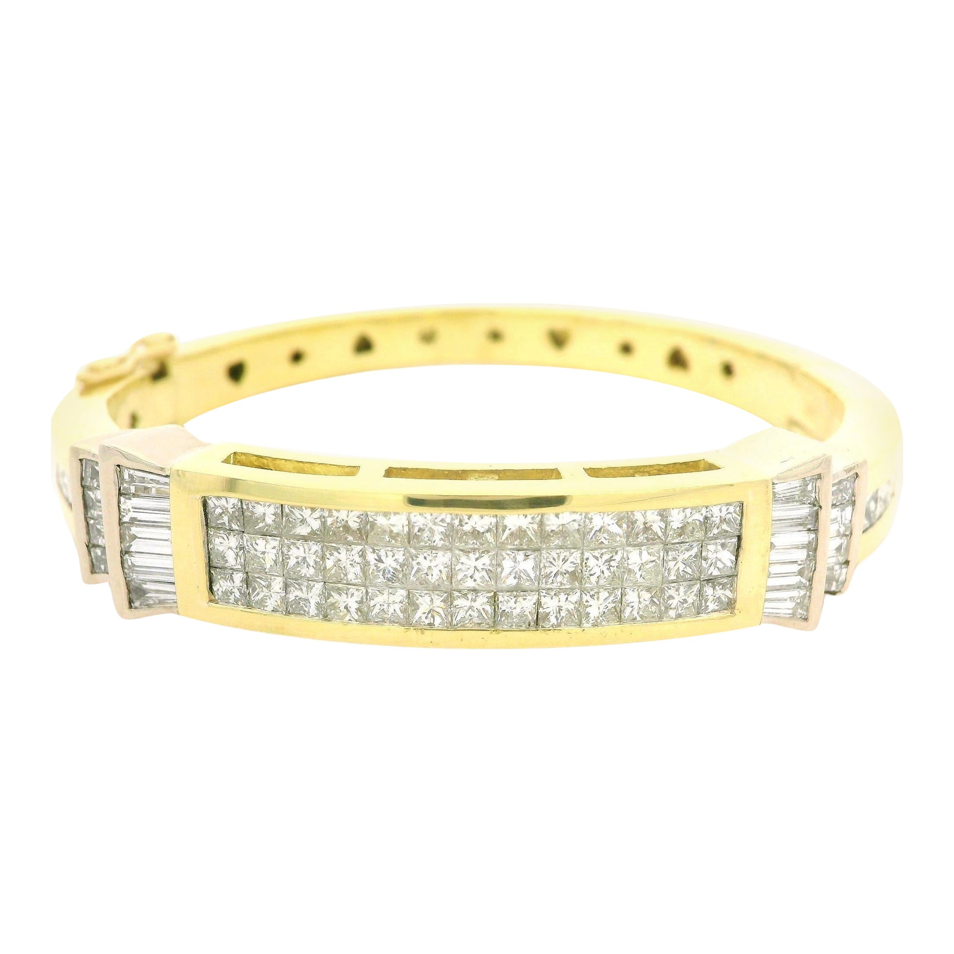 18k Solid Gold 6.0ctw Fiery Brilliant Diamond Hinged Bangle Bracelet