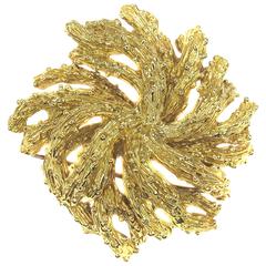 Tiffany & Co. 18 Karat Yellow Gold Coral Shaped Pin Brooch