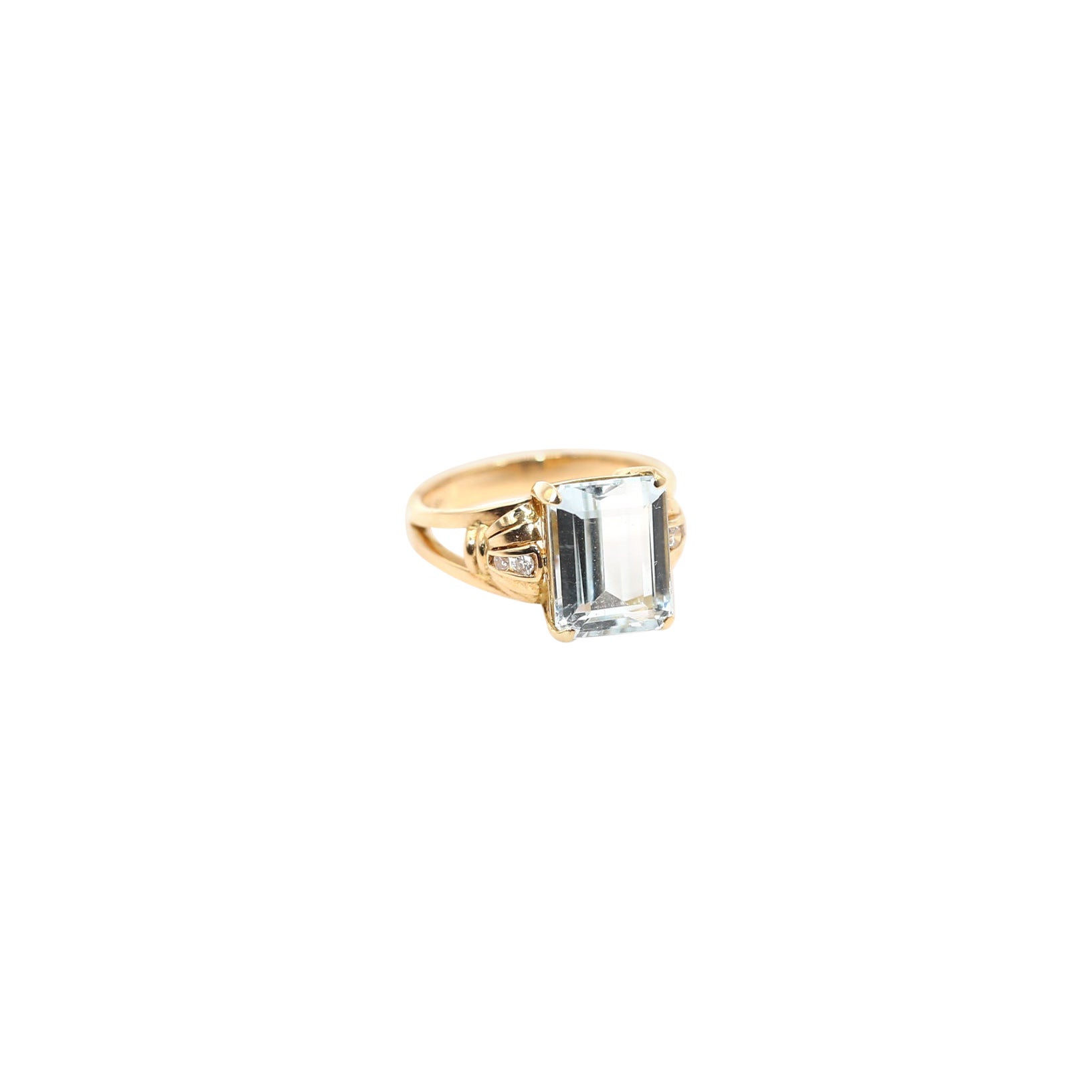 Emerald Cut Aquamarine Diamonds Ring, 1980 For Sale