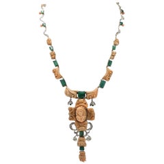 Diamanten, Smaragde, eingravierte orangefarbene Korallen, Retrò-Halskette mit Glied aus Roségold/Silber