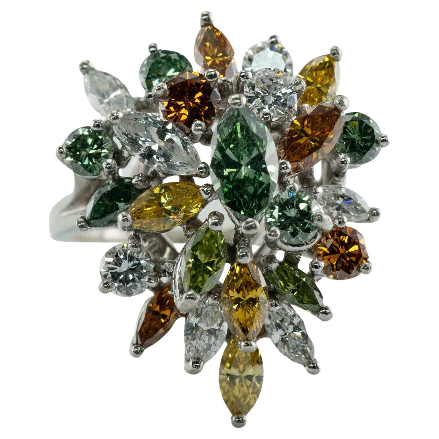 Anillo de diamantes blancos y fantasía Racimo de cóctel en platino 4.00 TDW