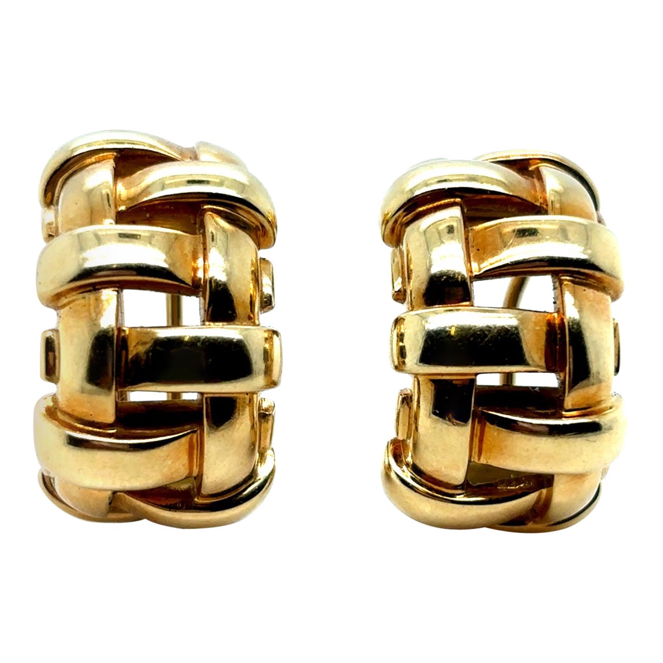 Tiffany & Co 18 Karat Yellow Gold Basket Weave Hoop Earrings circa 2002 For Sale