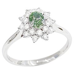 Bague en or blanc 18 carats avec diamants verts certifiés AGL
