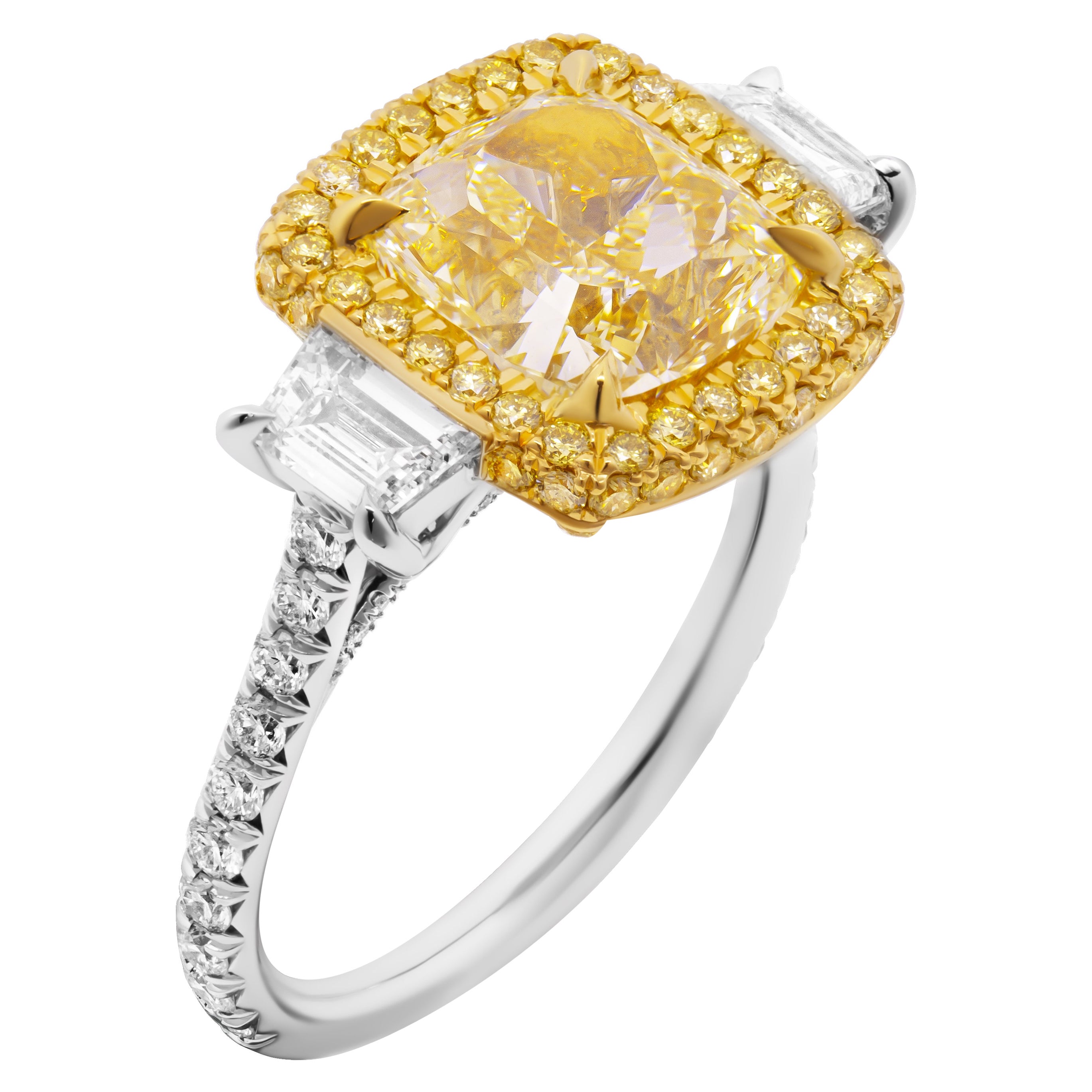 Certified 3 Stone Ring with 4.14ct Fancy Light Yellow Diamond VVS2 For Sale