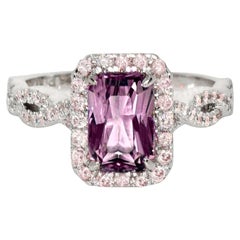 Anello di fidanzamento antico IGI 14K 1.65 Ct Spinello viola e diamanti rosa
