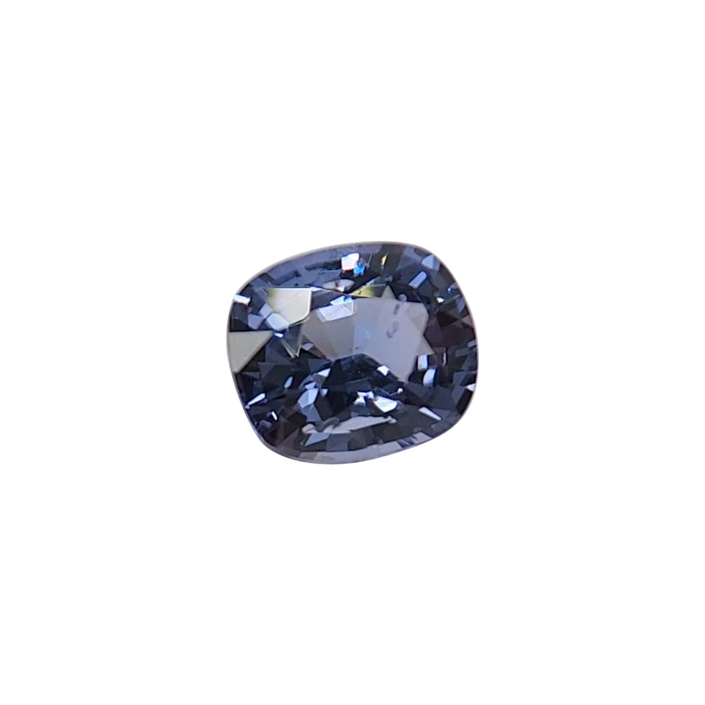 Spinello 2,46 carati. Bellissimo Spinello di colore blu proveniente dallo Sri Lanka.