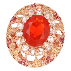 Anello da cocktail in oro rosa con diamanti e opale di fuoco da 2,93 carati