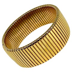 Vintage Italian 18K Yellow Gold Tubogas Bracelet - Just Under 1 Inch Wide