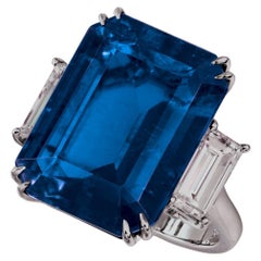 GRS zertifiziert 8.28  Karat BURMA NO HEAT Blauer Saphir  Diamantring