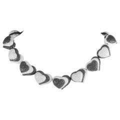 de GRISOGONO Collar de oro de 18 quilates con corazones blancos negros y diamantes de 57,56 ct DG09-112624
