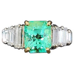 Anillo de diamantes y esmeralda colombiana de 2,25 quilates con certificado GIA